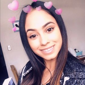 Meet your Posher, Blanca